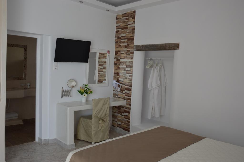 Pantheon Hotel Agios Georgios  Exterior photo